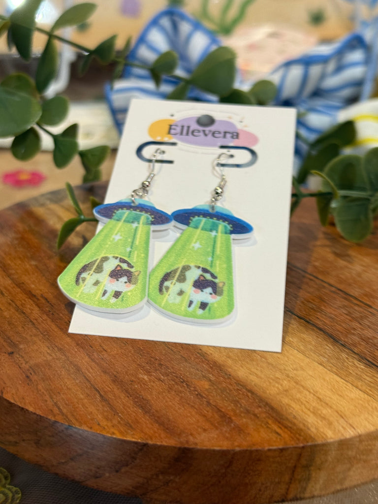 Acrylic UFO earrings with cat abduction design, Ellevera Halloween jewellery